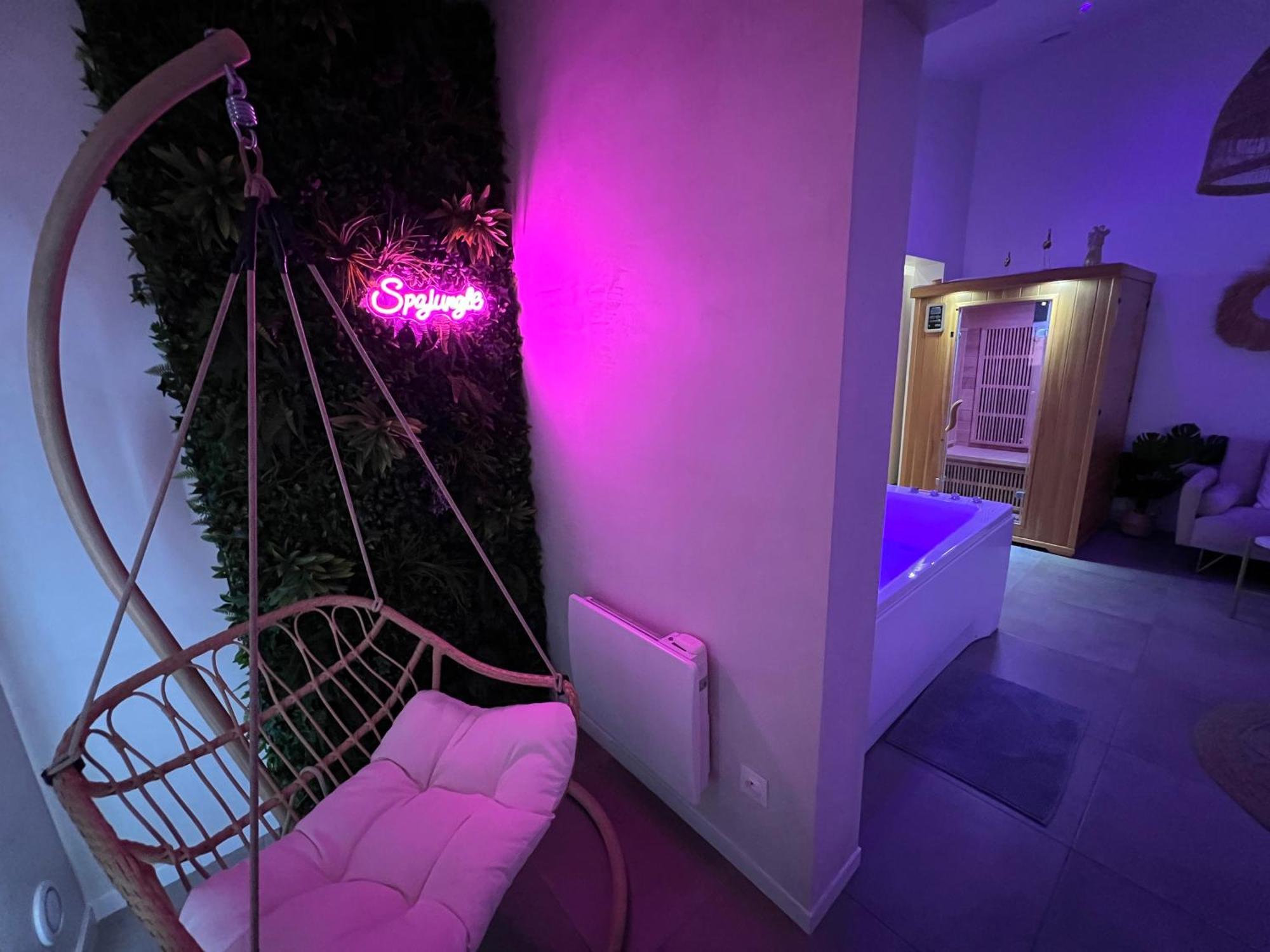 Spa Jungle Le Mesnil-Saint-Denis المظهر الخارجي الصورة