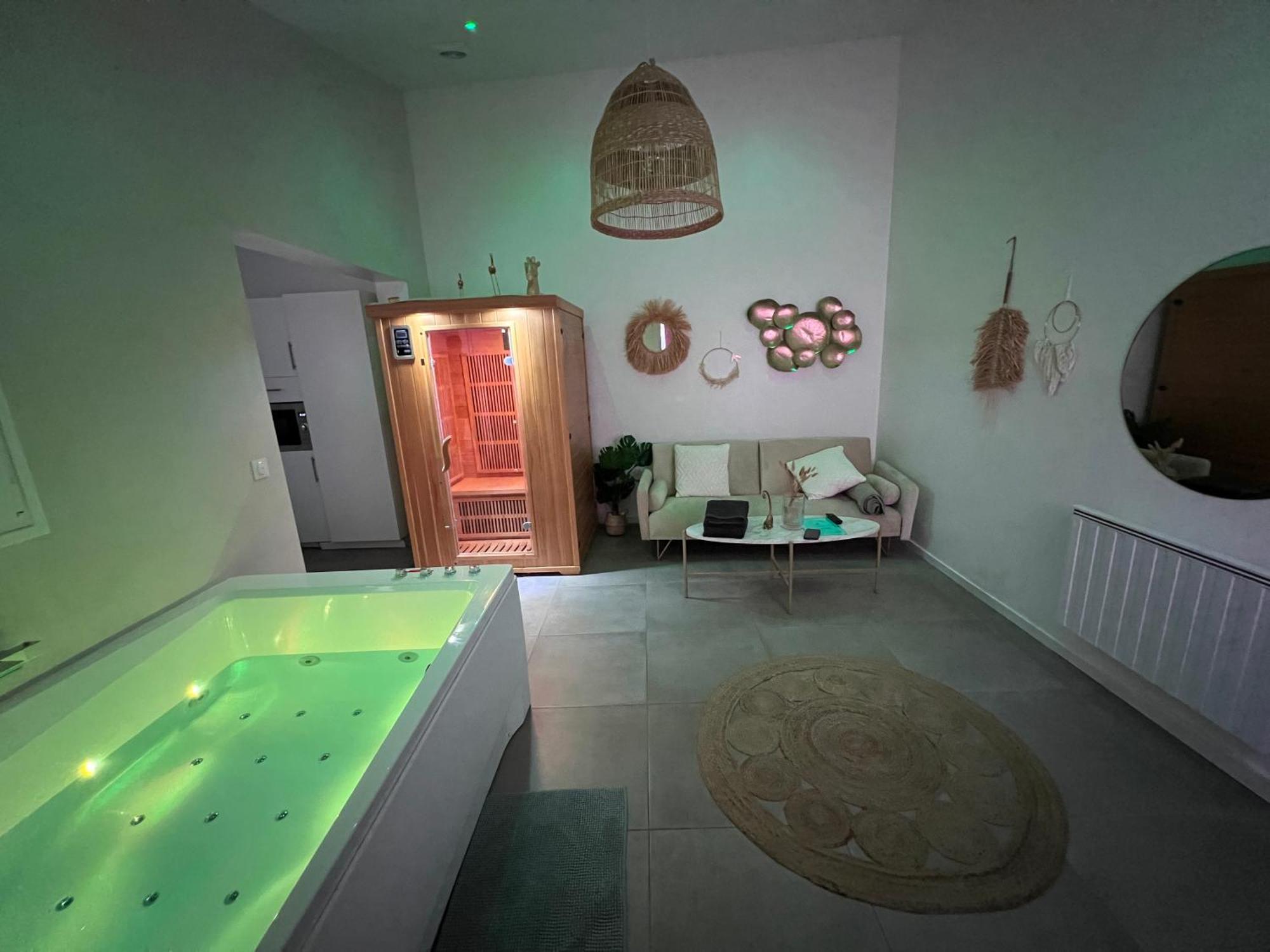 Spa Jungle Le Mesnil-Saint-Denis المظهر الخارجي الصورة