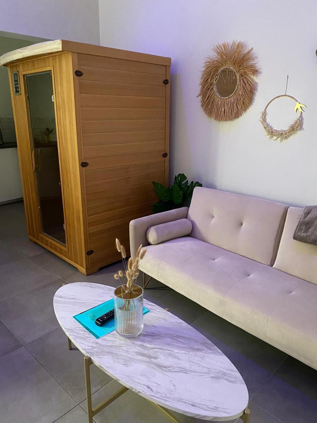 Spa Jungle Le Mesnil-Saint-Denis المظهر الخارجي الصورة